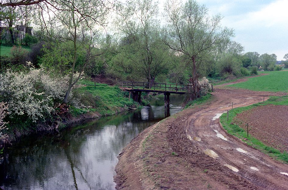 west_of_disused_railway